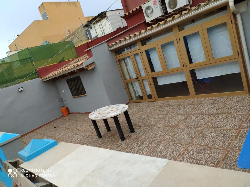 Casa adosada en venta en Carrer de la Lluna