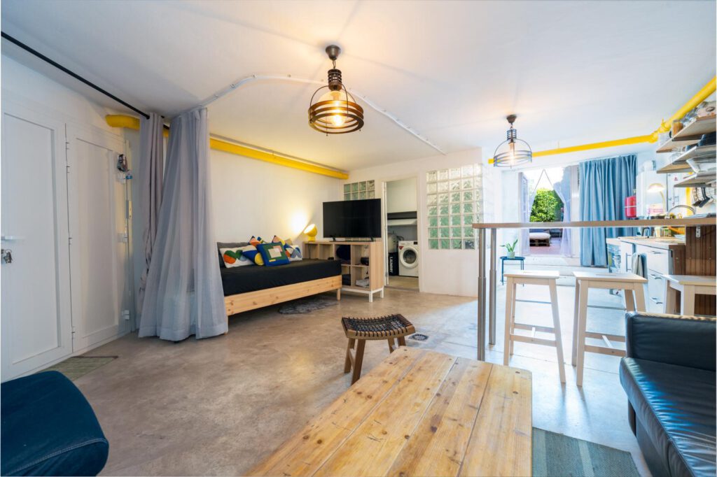 Impresionante adosado en La Vileta, 4 dormitorios con piscina