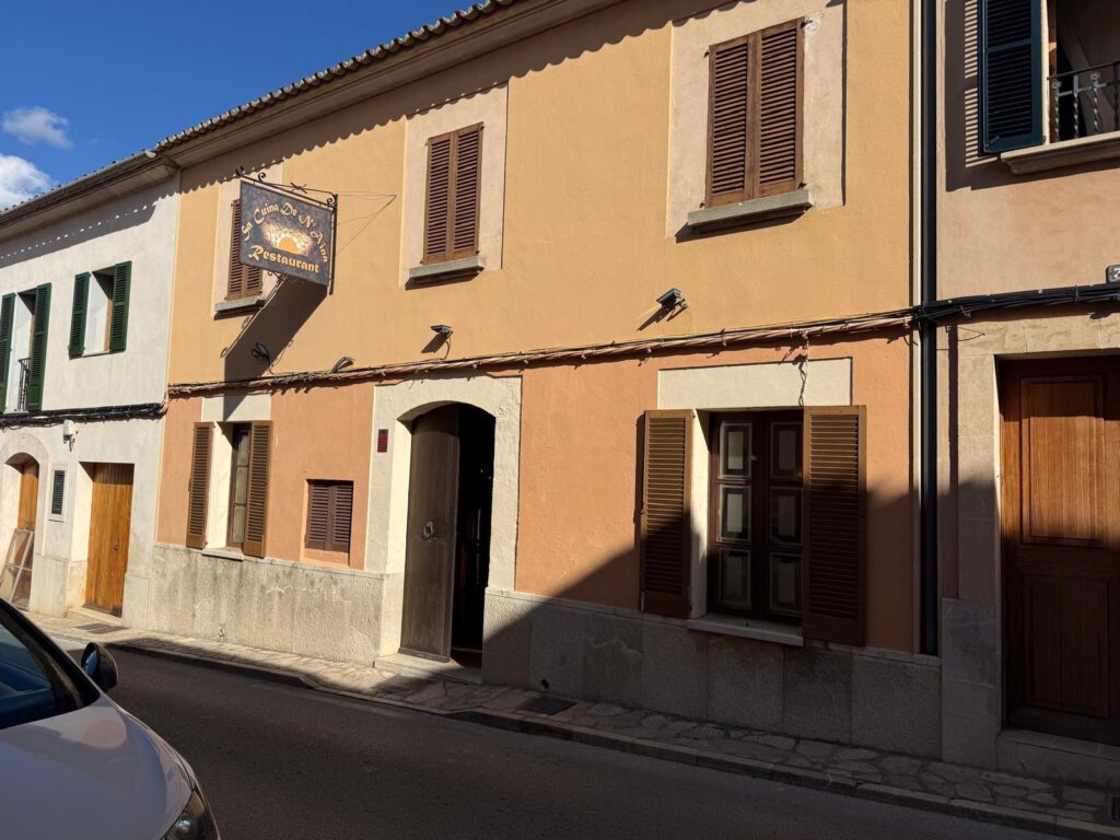 Restaurante emblemático en Sencelles ¡Oportunidad!!