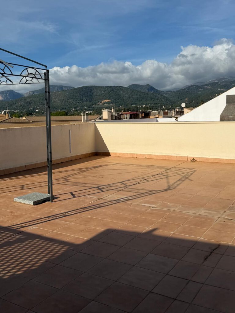 Atico en Inca con terraza y dos plazas de parking