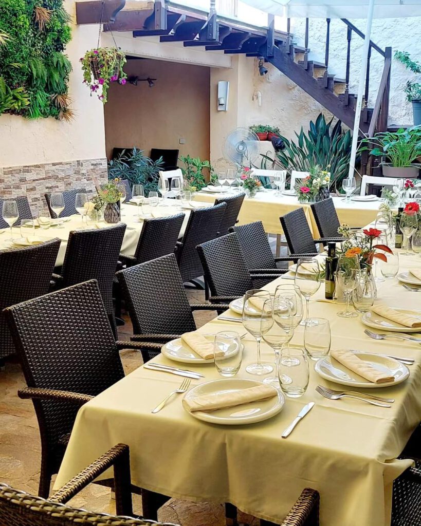 Restaurante emblemático en Sencelles ¡Oportunidad!!