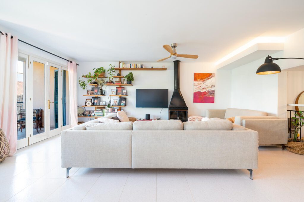 Impresionante adosado en La Vileta, 4 dormitorios con piscina