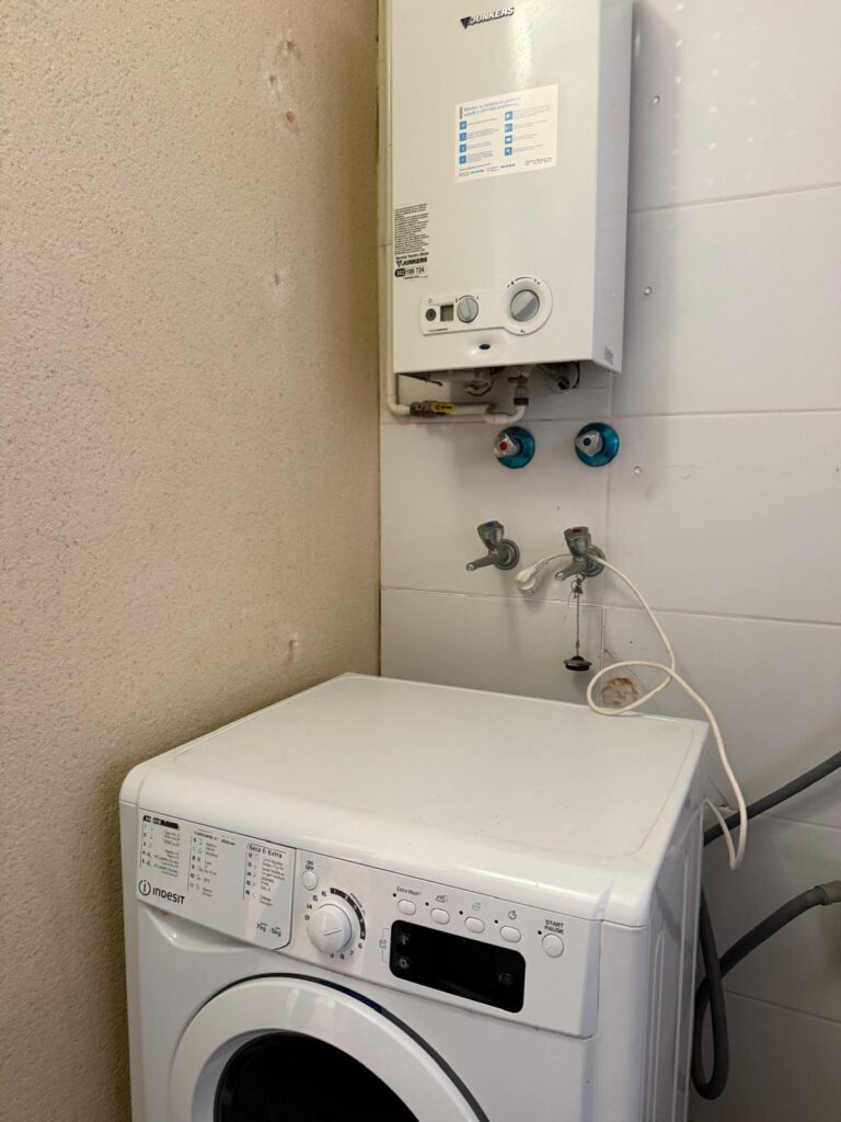 Flamante planta baja con terraza privada y piscina en zona Amanecer