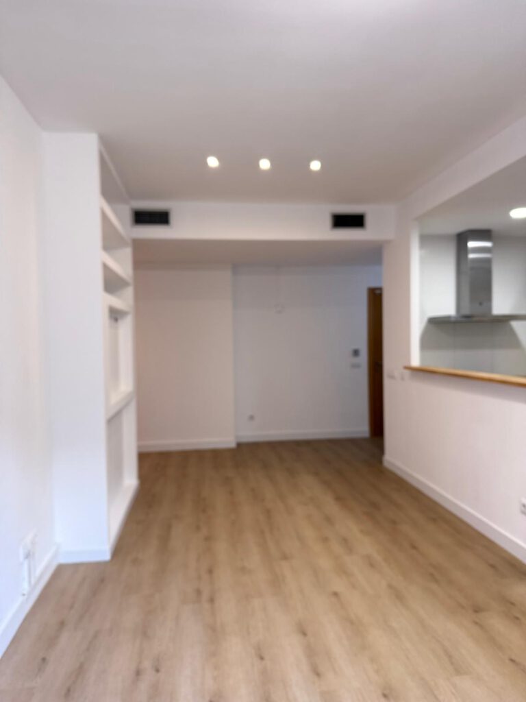 Flamante planta baja con terraza privada y piscina en zona Amanecer