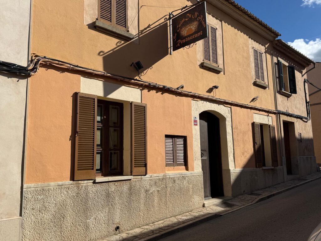 Restaurante emblemático en Sencelles ¡Oportunidad!!